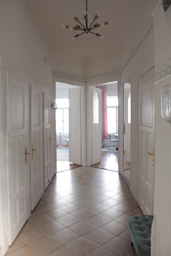 Allomas Apartman Budapest Extérieur photo